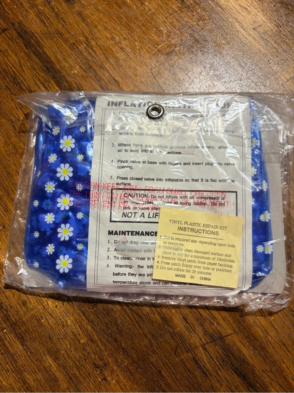 Vintage Tissue Box Cover Blow Up - Daisy Blue